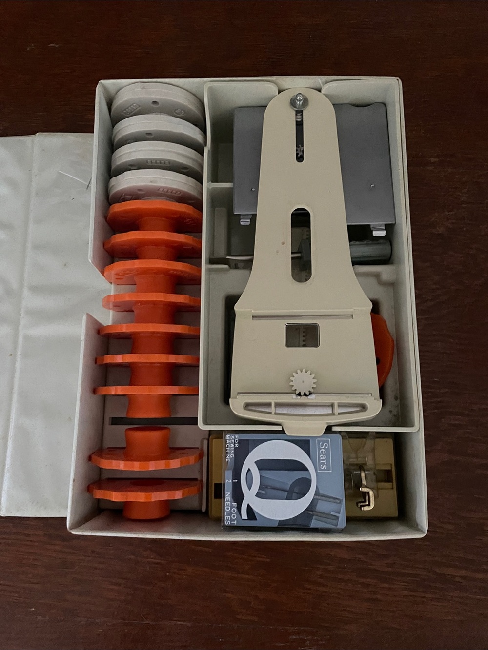 Sears Black Accessories, Buttonholer & Pattern Cams Case with accessories - Picture 2 of 2